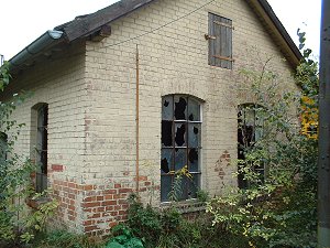 Altes Bahn-Werkstattgebäude