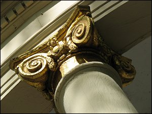 Detail an einem Pavillon im Bayreuther Hofgarten