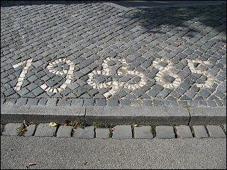 Kleeblatt-Mosaik am Fürther Hauptbahnhof
