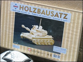 Holzbausatz eines Kampfpanzers