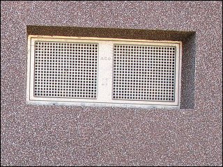 Fenstereinsatz aus Lochblech