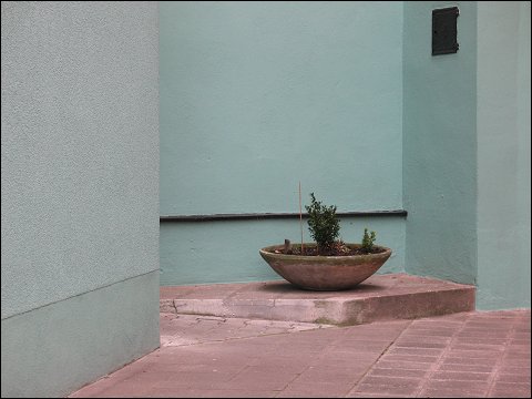 Ecksituation an einem Gebäudekomplex in der Nürnberger Südstadt Ecksituation an einem Gebäudekomplex in der Nürnberger Südstadt