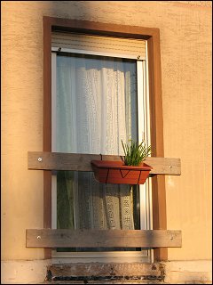 provisorische Absicherung einer noch balkonlosen Balkontür provisorische Absicherung einer noch balkonlosen Balkontür