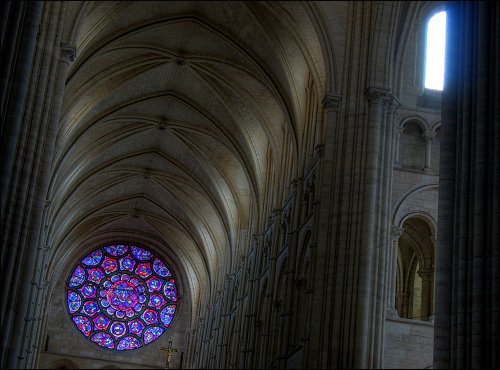 Rosettenfenster der Kathedrale von Laon