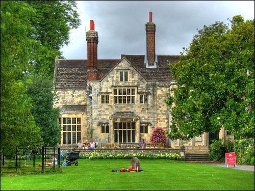 'Southover Grange Gardens' in Lewes