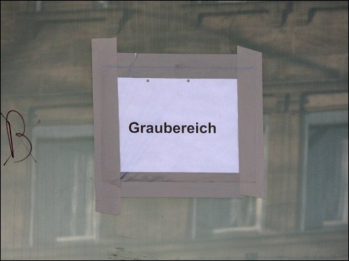 Graubereich-Kenzeichnung am alten Umspannwerk