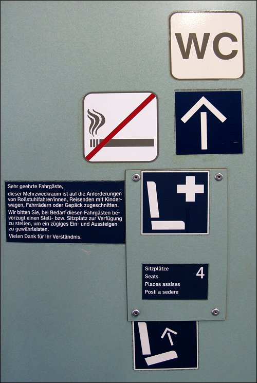 Piktogramme in einem Reisezugwagen von DB Regio Piktogramme in einem Reisezugwagen von DB Regio