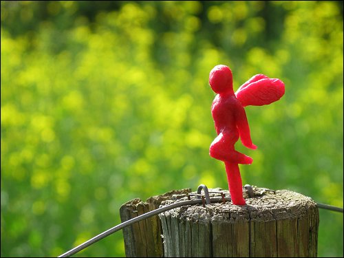 von Jenni Beyer aus Babybel-Wachs geformte Figur