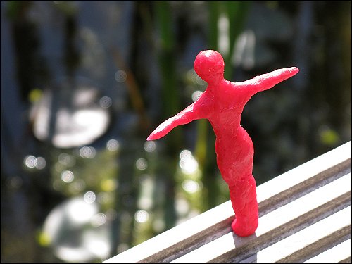 von Jenni Beyer aus Babybel-Wachs geformte Figur