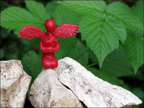 von Jenni Beyer aus Babybel-Wachs geformte Figur