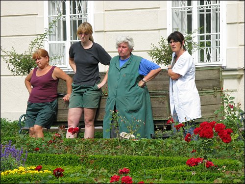 botanisches Einsatzkommando am Schloß Mirabell