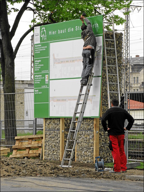 Bautafel zur Lärmsanierung der Karolinenstraße