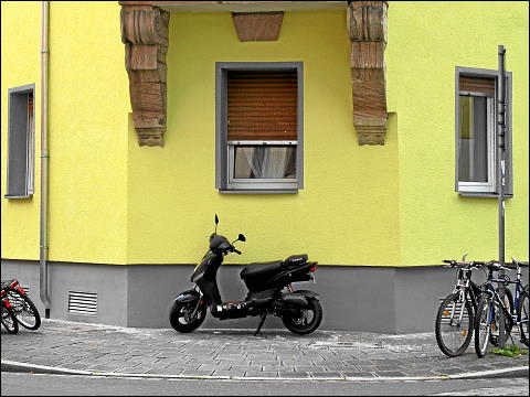 das gleiche Haus, vier Jahre später