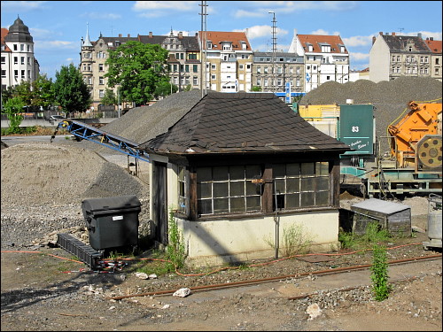 Gleiswaage mit Wägehäuschen in Fürth (Bay) Gbf