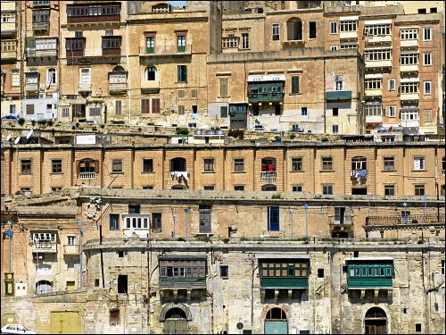 Blick vom Schiff aus auf Valletta