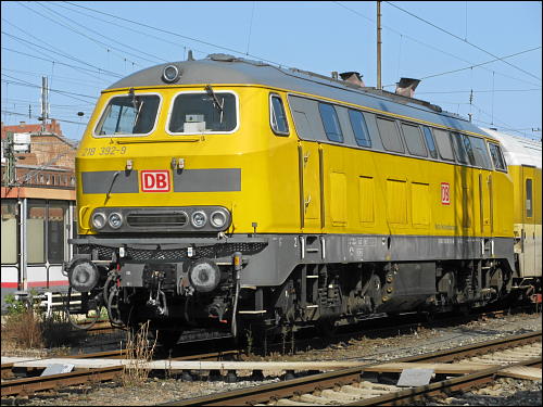 Diesellok der BR 218 von DB Netz