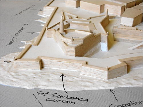 Holzmodell der Befestigungsanlagen Vallettas