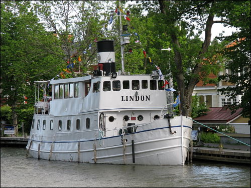 Dampfer »Lindön« im Göta-Kanal bei Söderköping