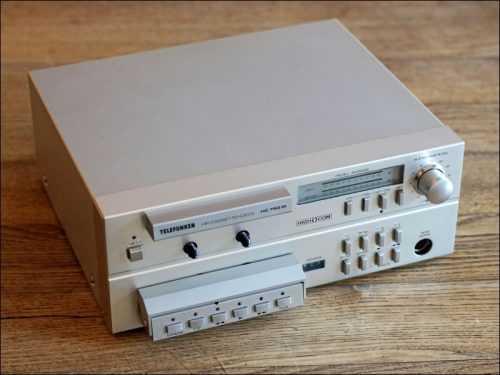 Telefunken HiFi-Mini-Kassettendeck HC 750 M