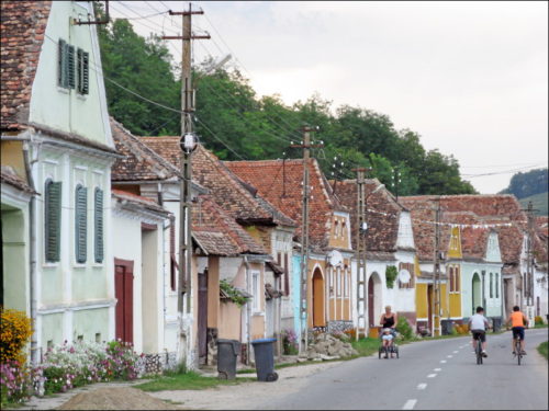 Hauptstraße von Richiș (Reichesdorf)